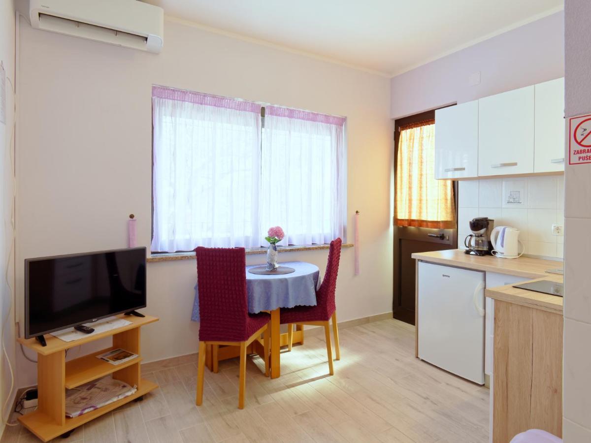 Apartments Marta By Rent Istria Novigrad  Exterior photo