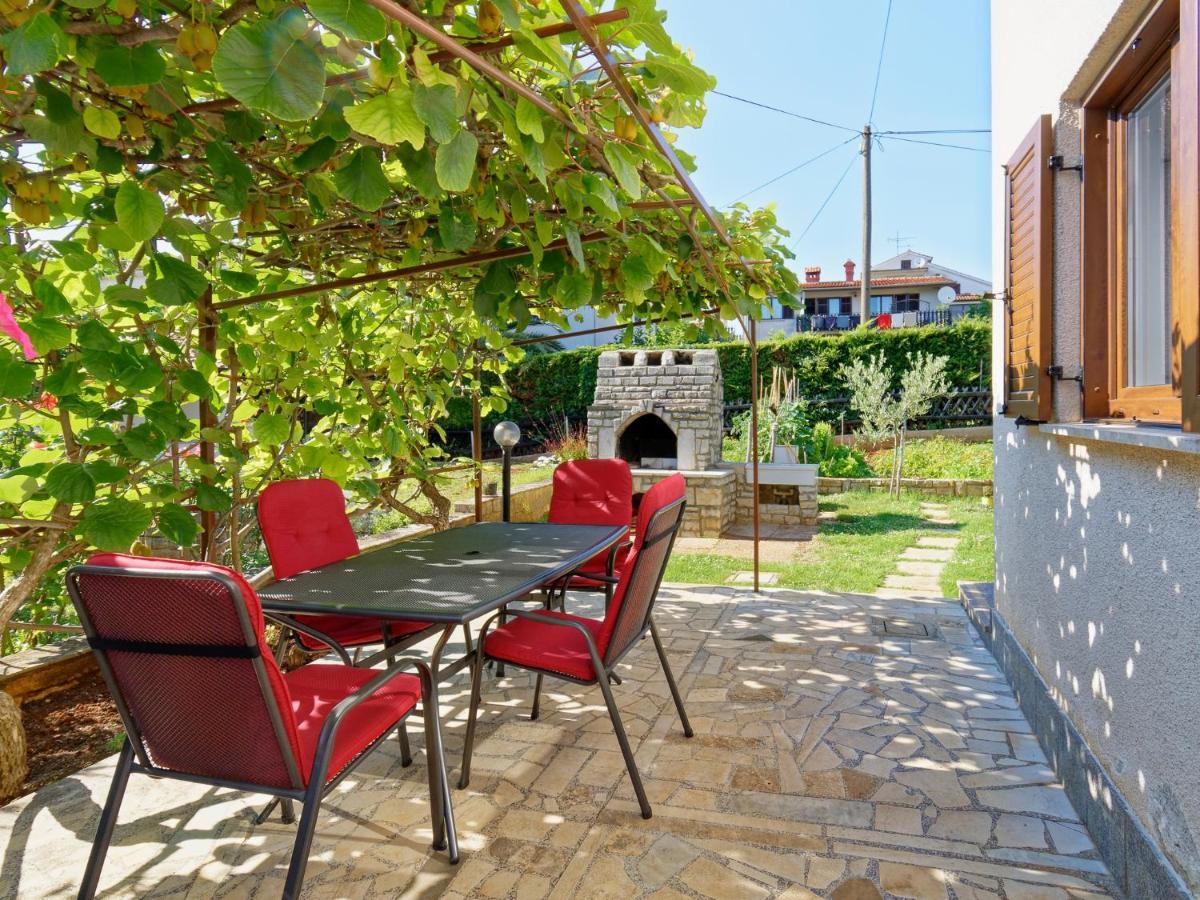 Apartments Marta By Rent Istria Novigrad  Exterior photo