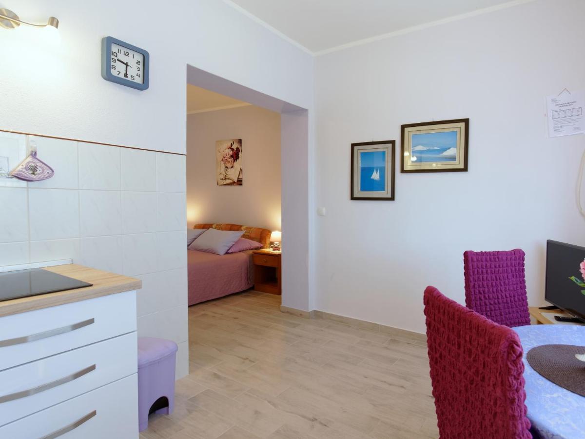 Apartments Marta By Rent Istria Novigrad  Exterior photo