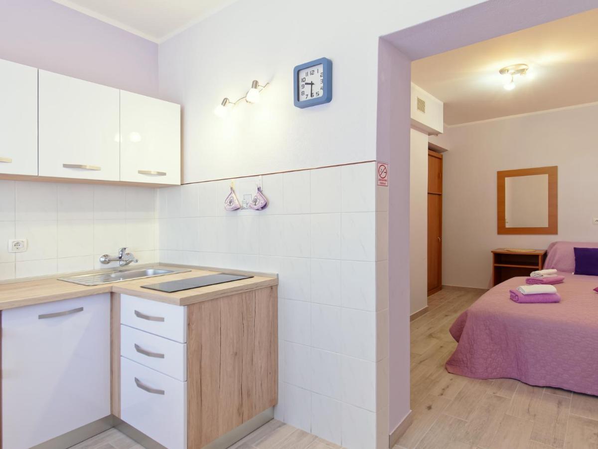 Apartments Marta By Rent Istria Novigrad  Exterior photo